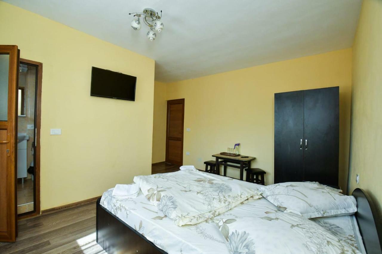 Pensiunea Cristina Vişeu de Sus Extérieur photo